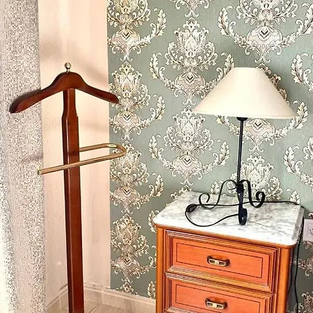 Comodo En Centro * Valenza